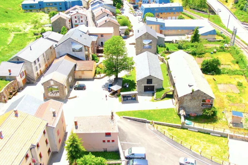 Chalet 6B Dans Les Pyrenees Proche D'Andorre LʼHospitalet-près-lʼAndorre Eksteriør bilde