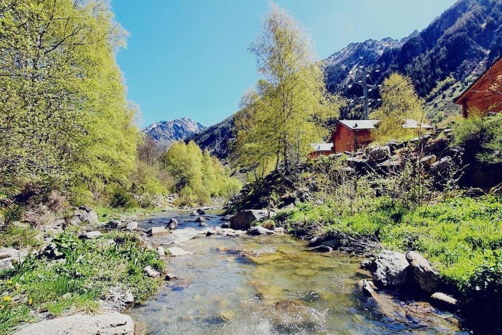 Chalet 6B Dans Les Pyrenees Proche D'Andorre LʼHospitalet-près-lʼAndorre Eksteriør bilde